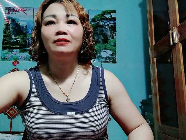 Linhanhsex2k live cam on BongaCams