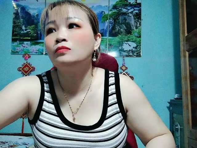 Linhanhsex2k live cam on BongaCams