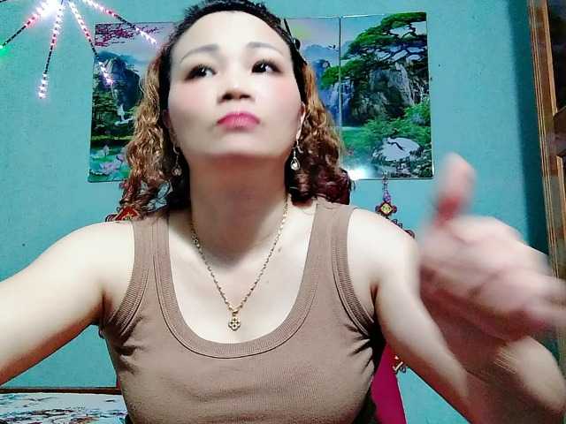 Linhanhsex2k live cam on BongaCams