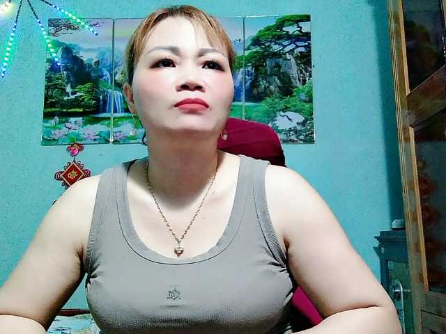 Linhanhsex2k live cam on BongaCams