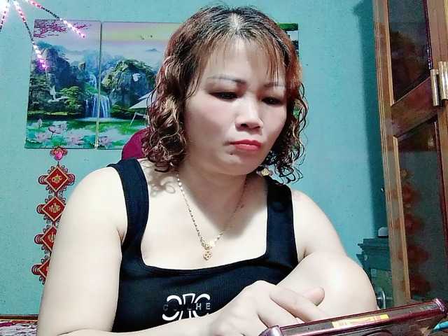 Linhanhsex2k live cam on BongaCams