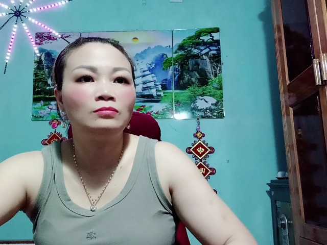 Linhanhsex2k live cam on UnifiedCams