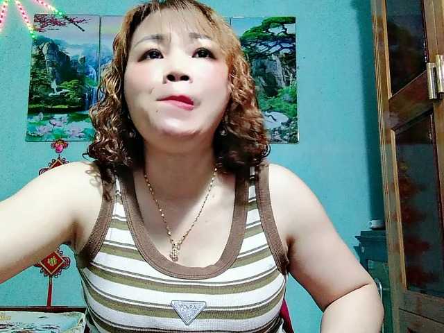 Linhanhsex2k live cam on BongaCams