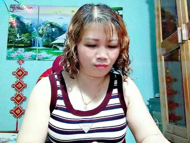 Linhanhsex2k live cam on BongaCams