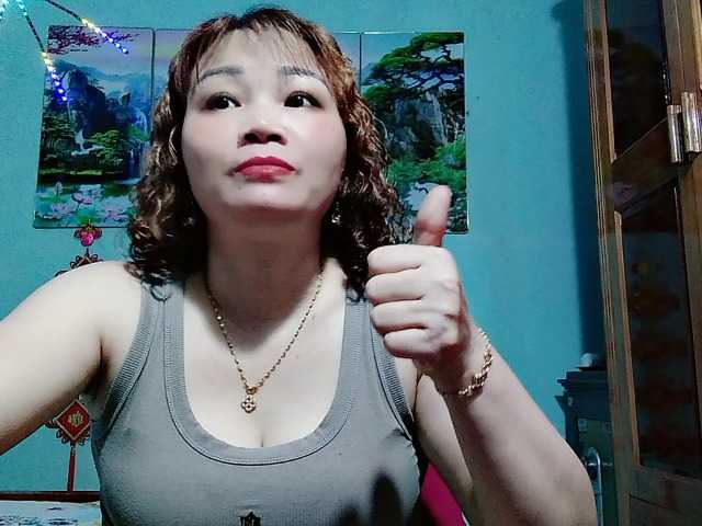 Linhanhsex2k live cam on BongaCams