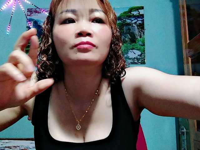 Linhanhsex2k live cam on BongaCams