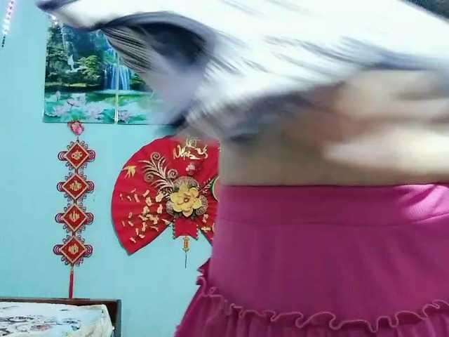 Linhanhsex2k live cam on BongaCams