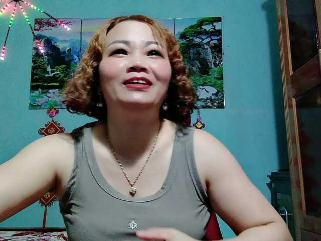 Linhanhsex2k live cam on UnifiedCams