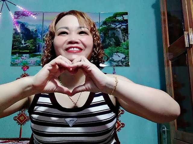 Linhanhsex2k live webcam show