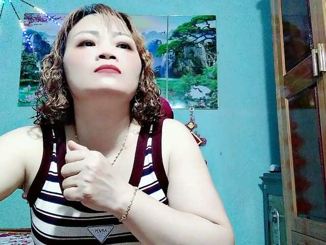 Linhanhsex2k live cam on BongaCams