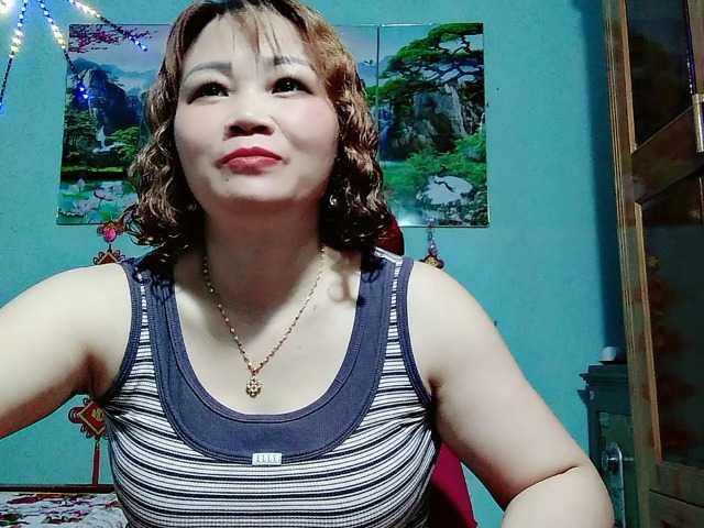 Linhanhsex2k live cam on BongaCams