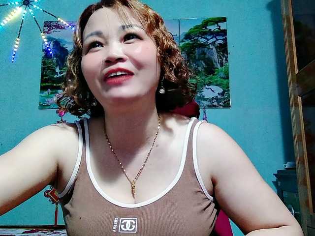 Linhanhsex2k live cam on BongaCams