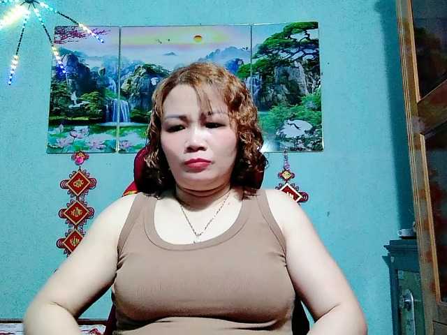 Linhanhsex2k live webcam show