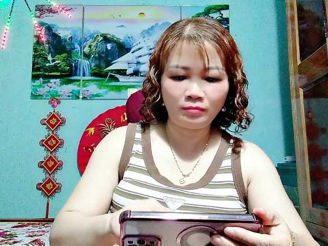 Linhanhsex2k live cam on BongaCams