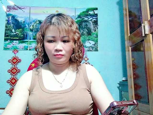 Linhanhsex2k live cam on BongaCams