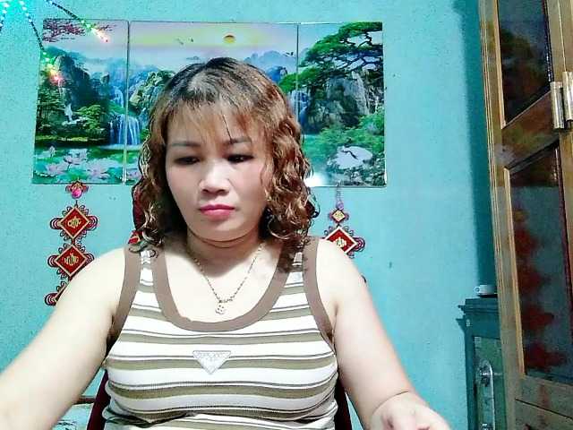 Linhanhsex2k live cam on BongaCams