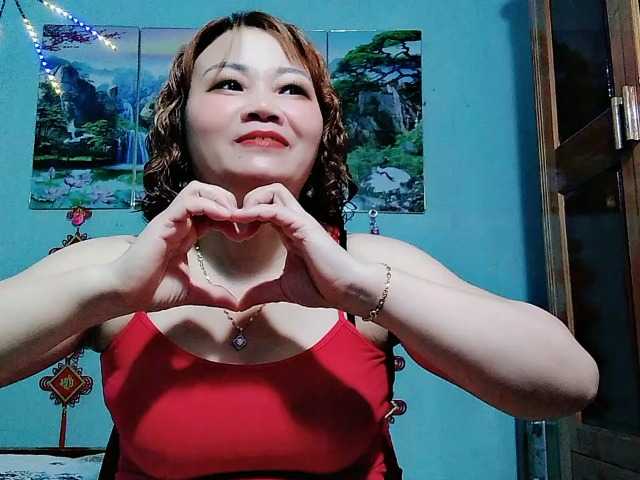 Linhanhsex2k live cam on BongaCams