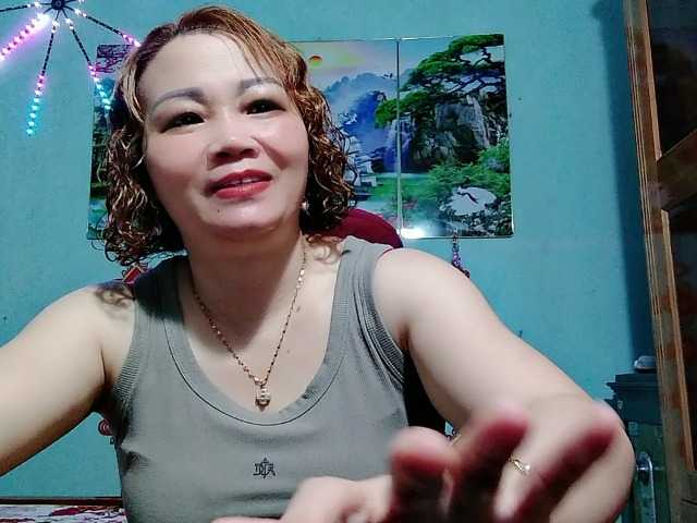 Linhanhsex2k live cam on BongaCams