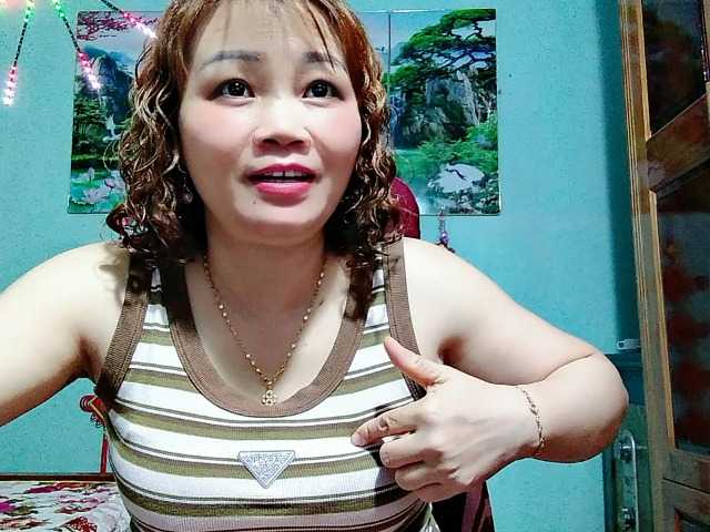 Linhanhsex2k live cam on BongaCams
