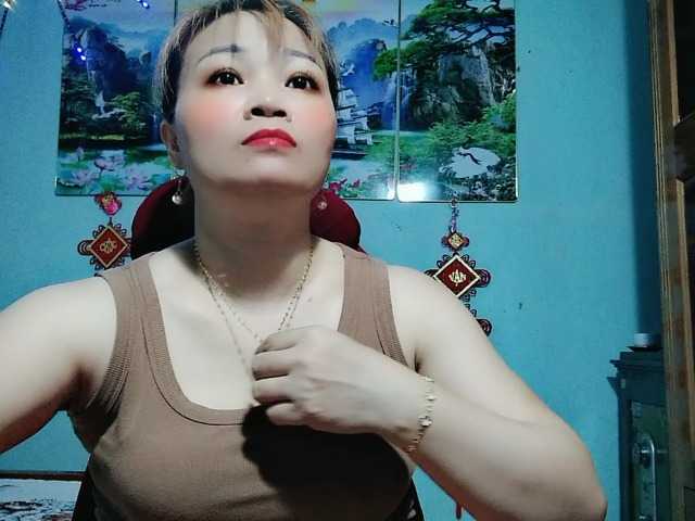 Linhanhsex2k live cam on BongaCams