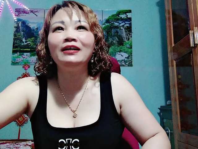 Linhanhsex2k live cam on BongaCams
