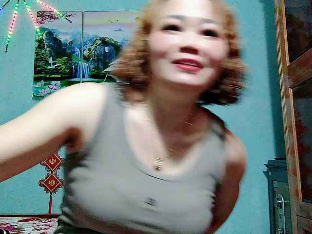 Linhanhsex2k live cam on UnifiedCams