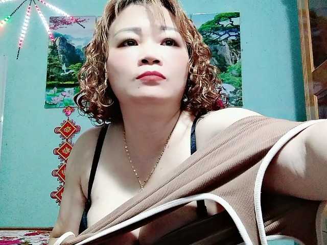 Linhanhsex2k live cam on BongaCams