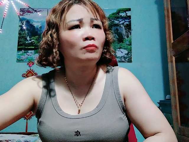 Linhanhsex2k live cam on BongaCams