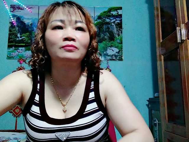 Linhanhsex2k live cam on BongaCams