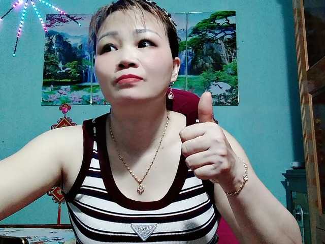 Linhanhsex2k live cam on BongaCams