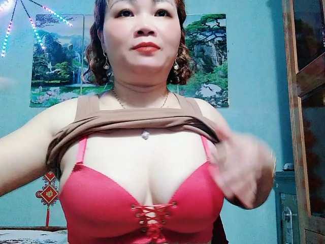 Linhanhsex2k live cam on BongaCams
