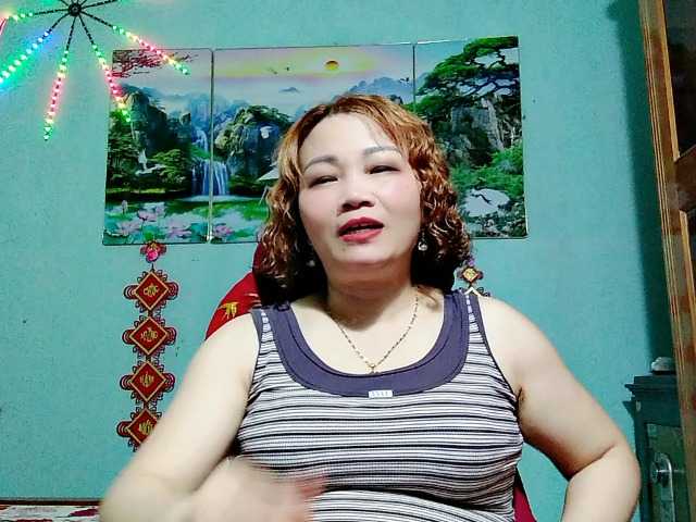 Linhanhsex2k live cam on BongaCams