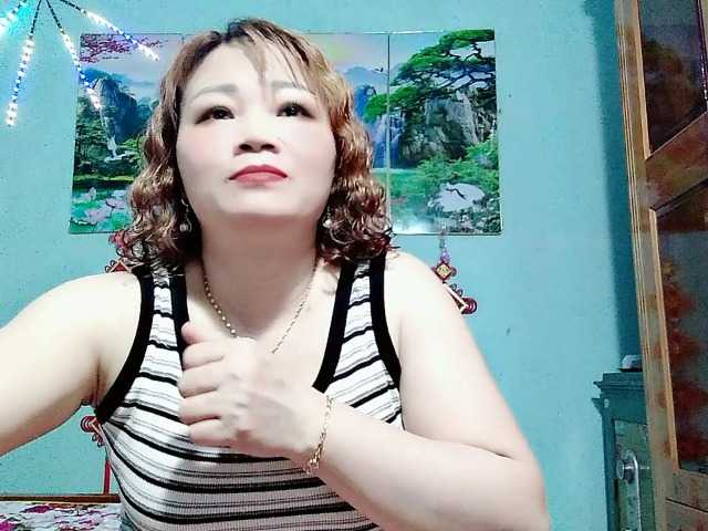 Linhanhsex2k live cam on BongaCams