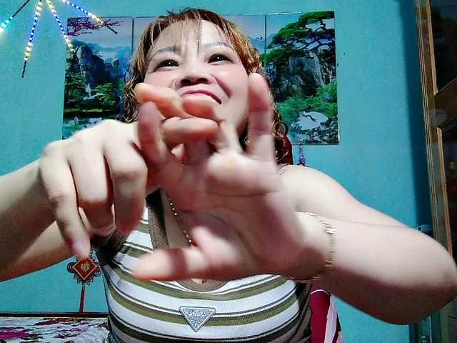 Linhanhsex2k live cam on BongaCams