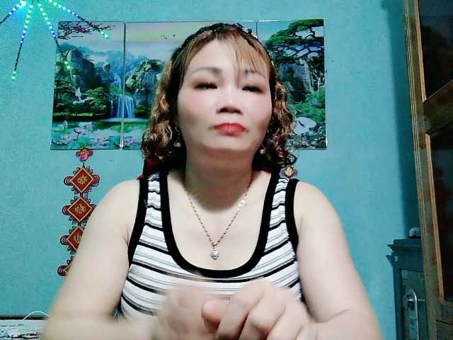 Linhanhsex2k live cam on BongaCams