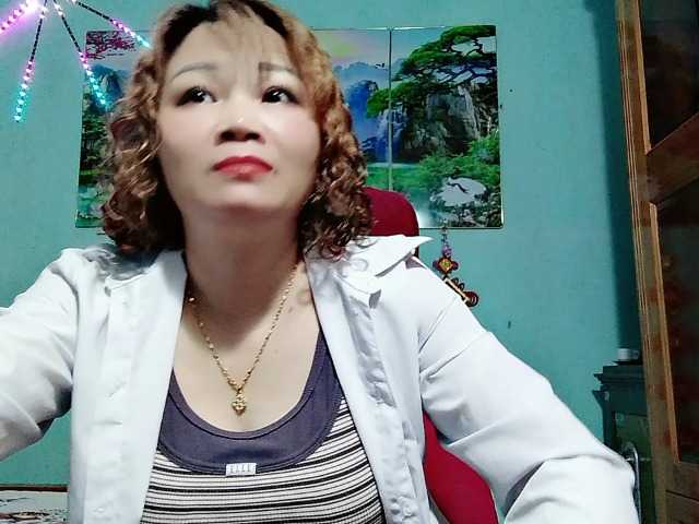 Linhanhsex2k live cam on BongaCams