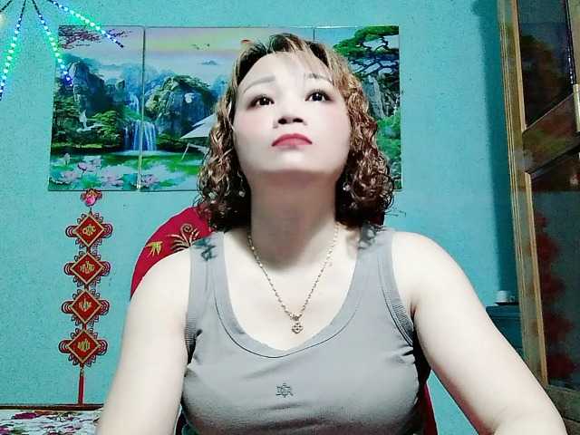 Linhanhsex2k live cam on BongaCams