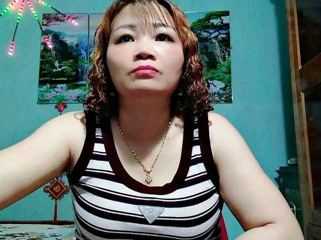 Linhanhsex2k live cam on BongaCams