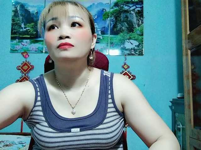 Linhanhsex2k live cam on BongaCams