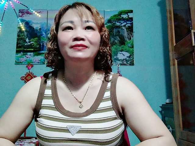 Linhanhsex2k live cam on BongaCams