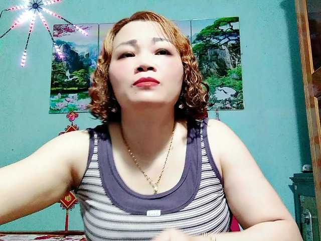 Linhanhsex2k live cam on BongaCams