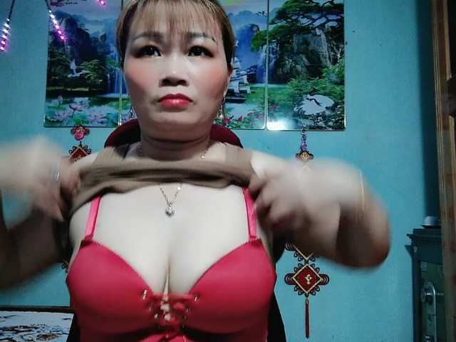 Linhanhsex2k live cam on BongaCams
