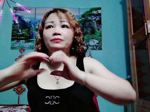 Linhanhsex2k live cam on BongaCams