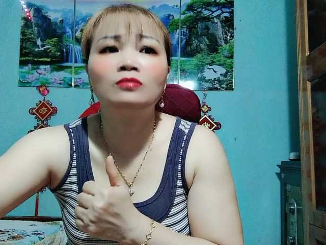 Linhanhsex2k live cam on BongaCams
