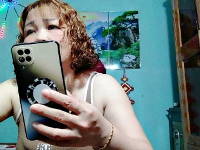 Linhanhsex2k live cam on BongaCams