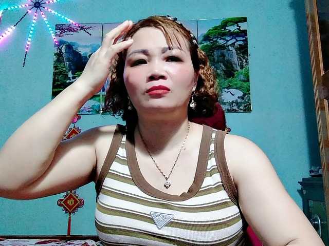 Linhanhsex2k live webcam show