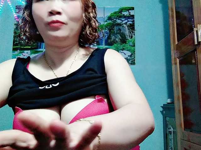 Linhanhsex2k live cam on BongaCams