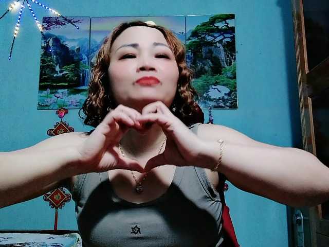 Linhanhsex2k live cam on BongaCams