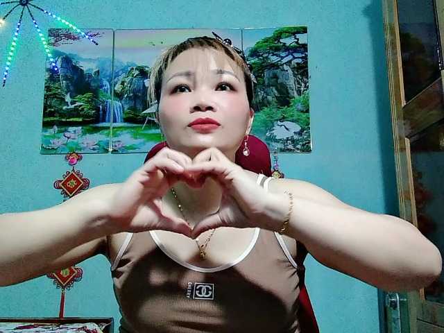 Linhanhsex2k live cam on BongaCams