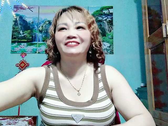 Linhanhsex2k live cam on BongaCams